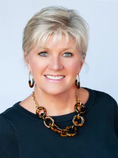 Marcia Botts, Owner and Managing Broker of Award Realty